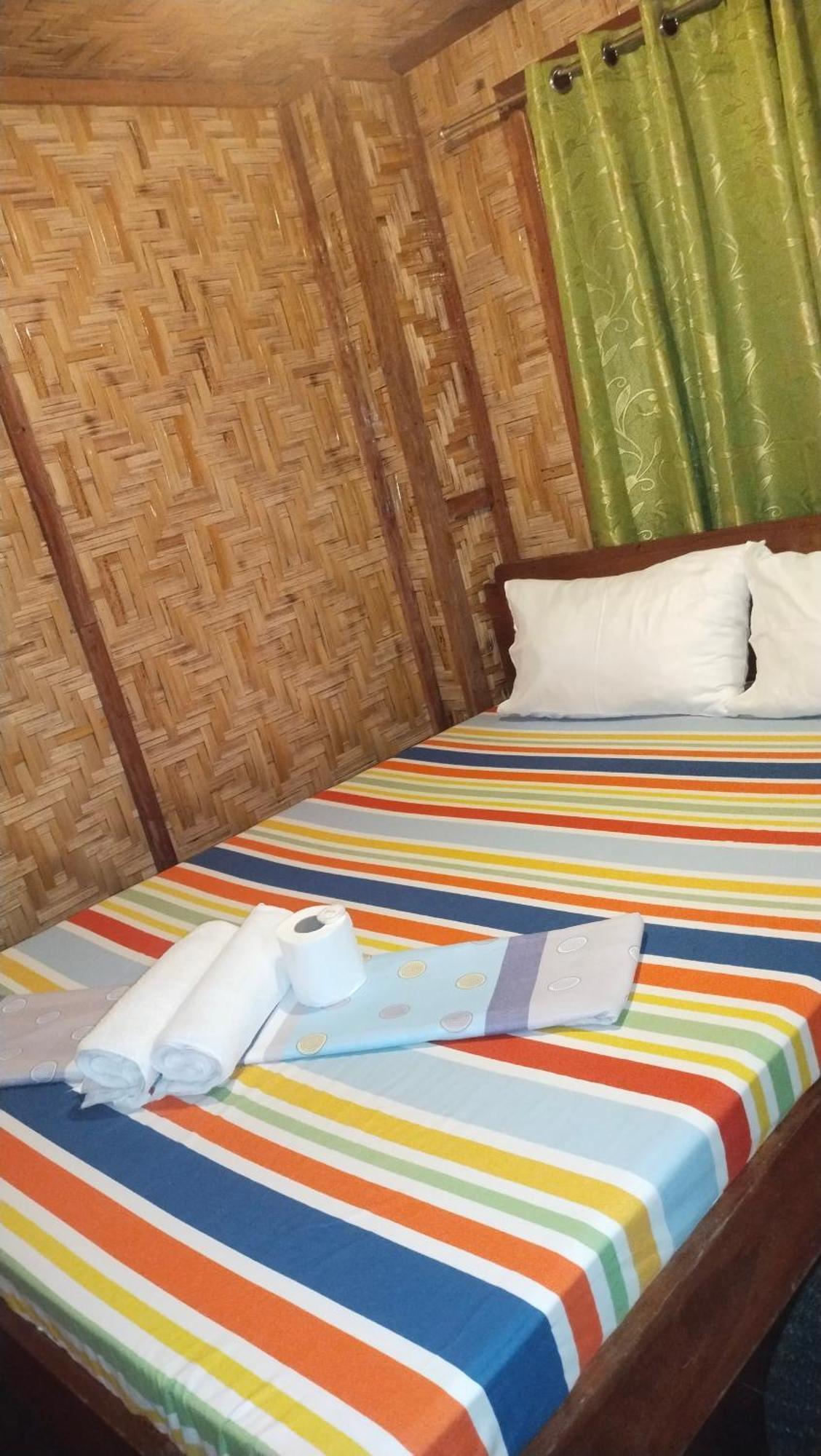 Ziah'S Guest House San Vicente  Habitación foto
