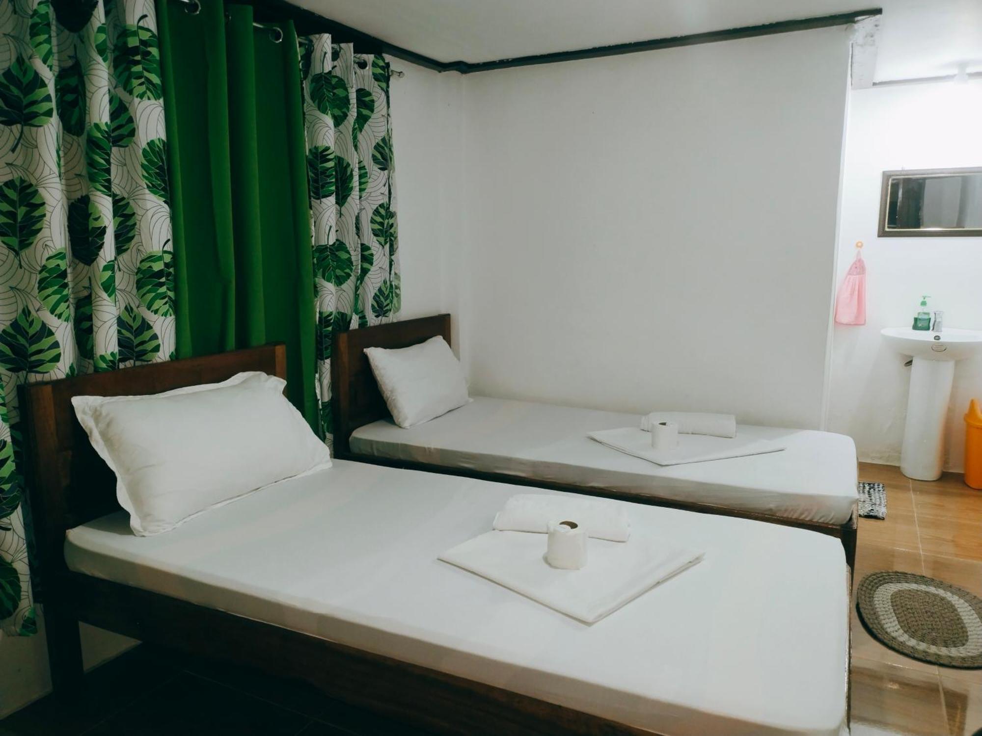 Ziah'S Guest House San Vicente  Habitación foto