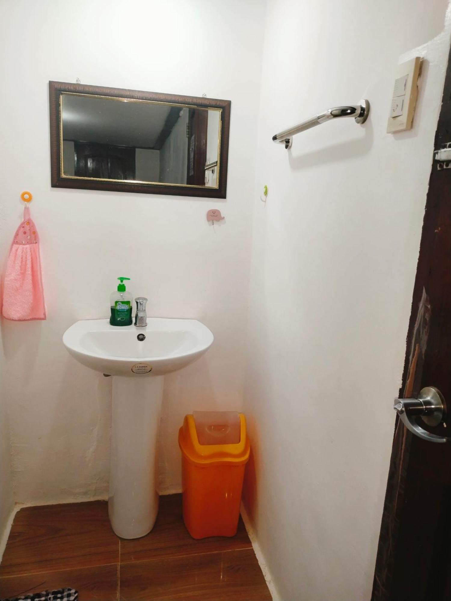 Ziah'S Guest House San Vicente  Habitación foto