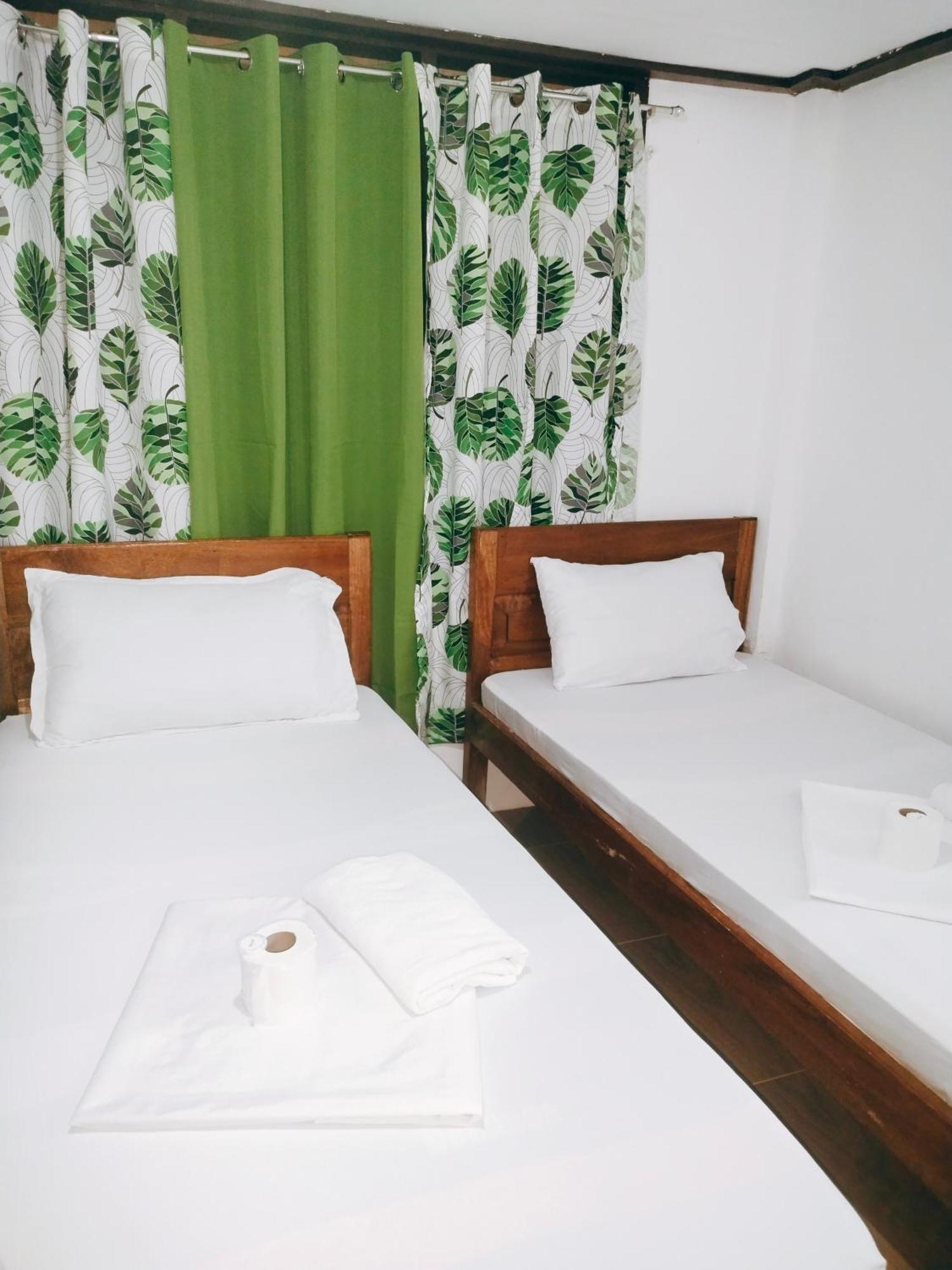 Ziah'S Guest House San Vicente  Habitación foto
